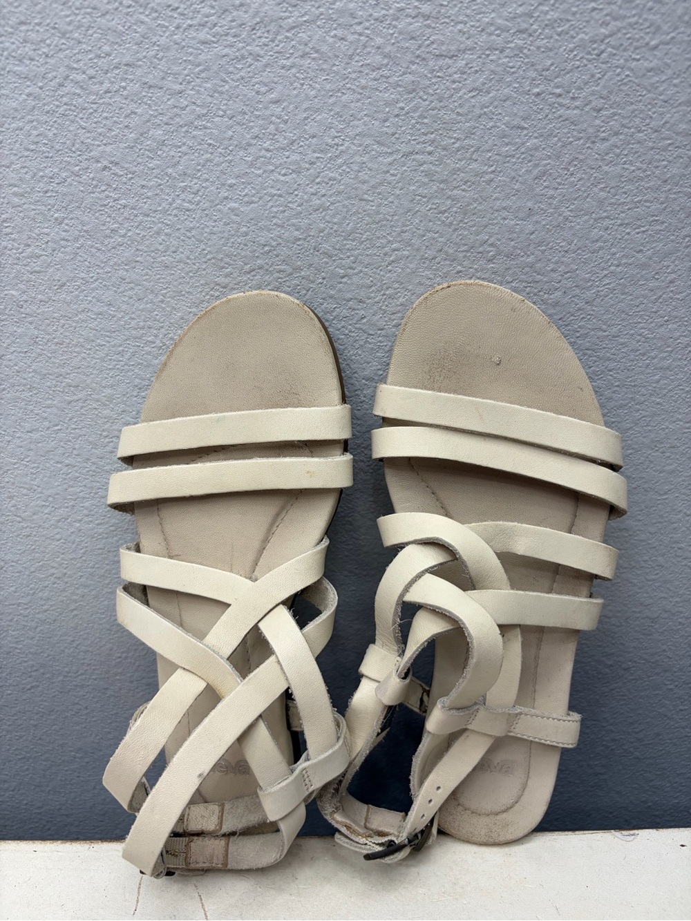 Teva Beige Leather Avalina Crossover Leather Gladiator Sandals Size 6 - Picture 6 of 8
